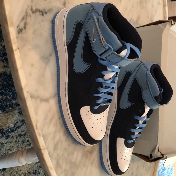 Never worn Nike Air Force one 2007, sz 11.5 - Picture 4 of 8